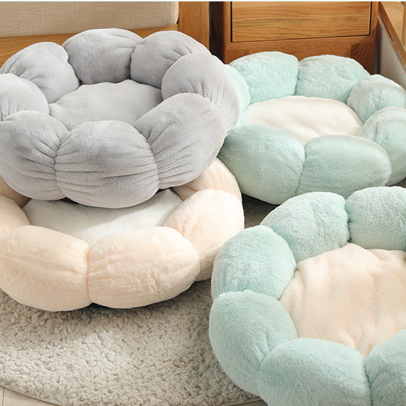 Plush Cat Bedding | Calming Eco-Friendly Soft Donut Cuddler